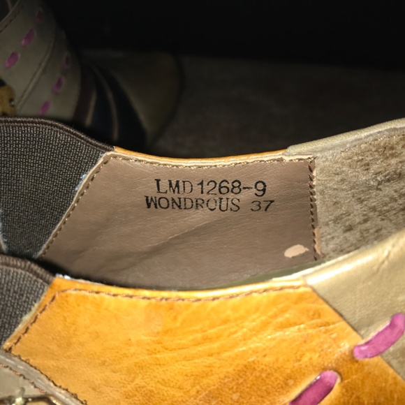 Spring Step boots - Picture 5 of 5